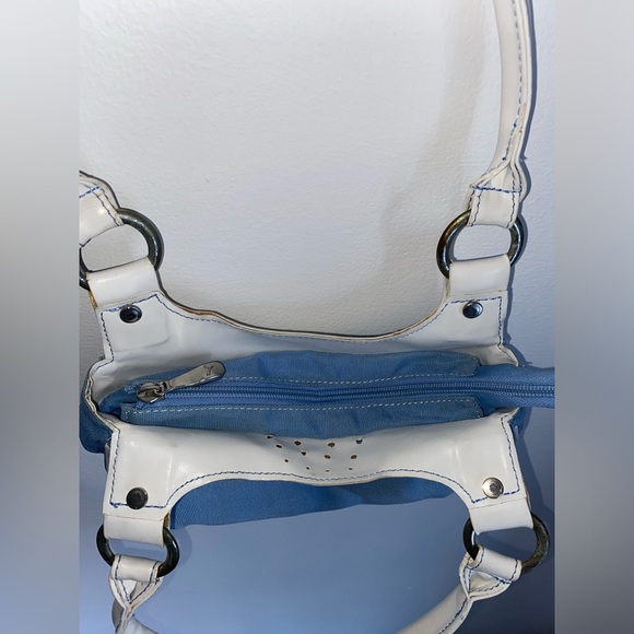 Puma - Picture 2 of 3